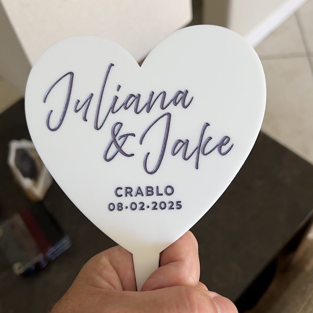 The Perfect Finishing Touch: Personalized White Acrylic Heart Wedding Cake&nbsp;Topper